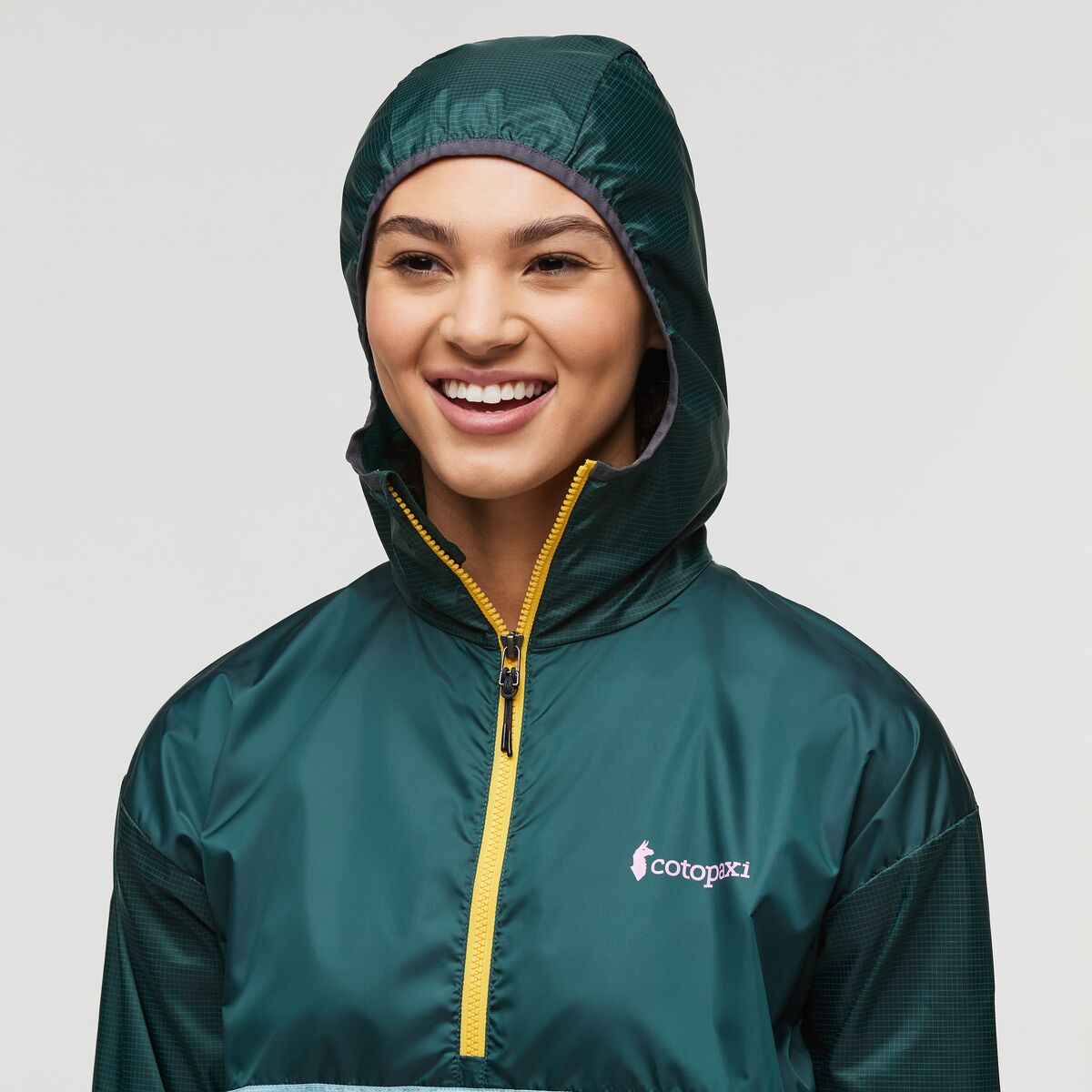 Cotopaxi Women's Teca Half Zip Windbreaker (S22479W229) SAMPLE