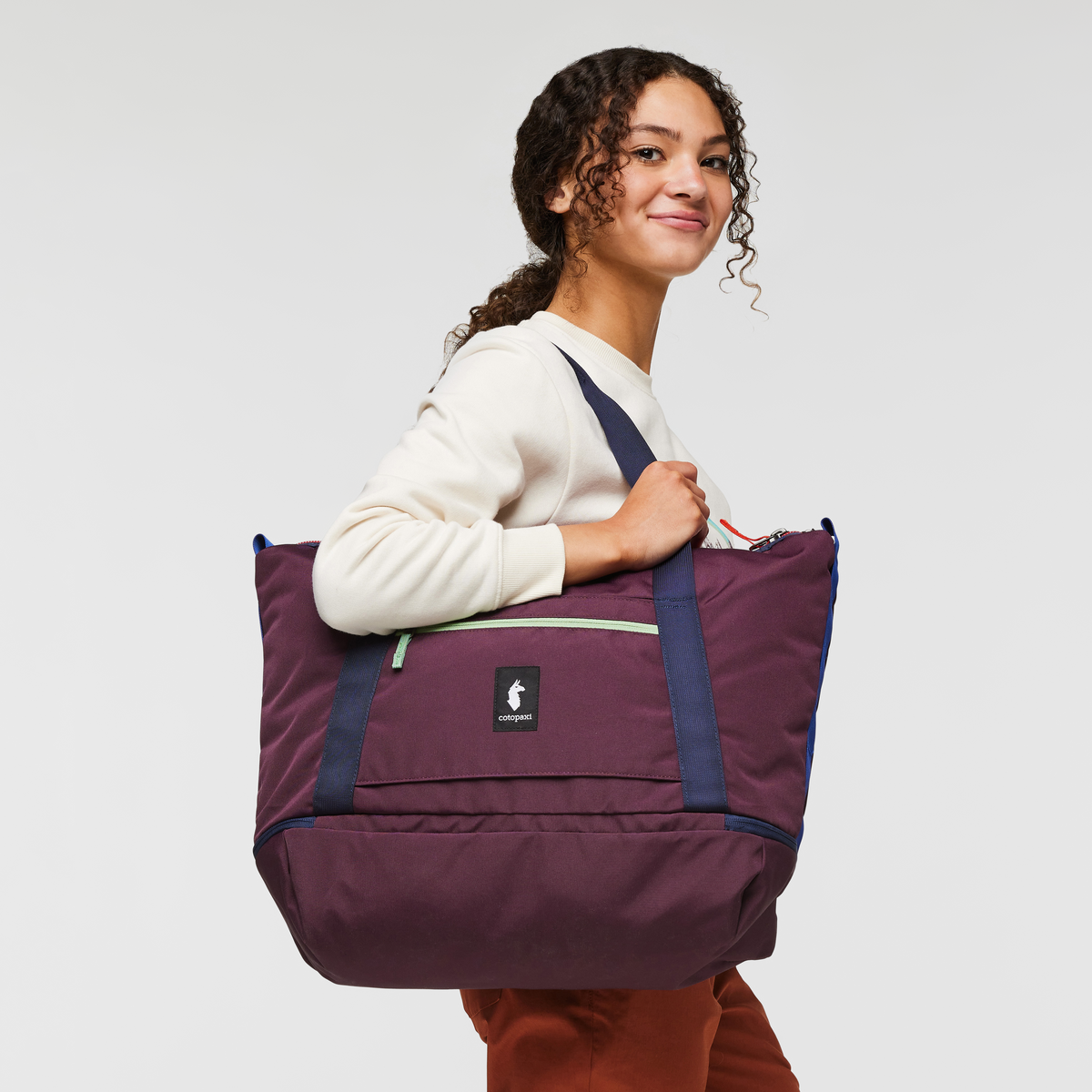 Cotopaxi Viaje Weekender 35L SAMPLE
