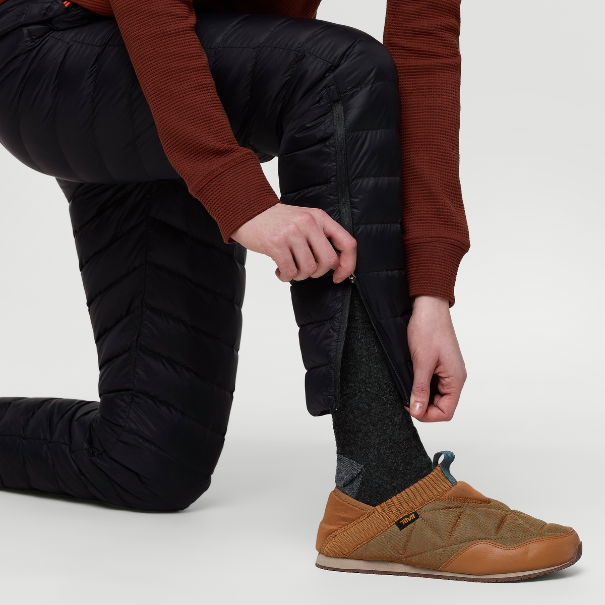 Cotopaxi Women's Fuego Down Pant SAMPLE