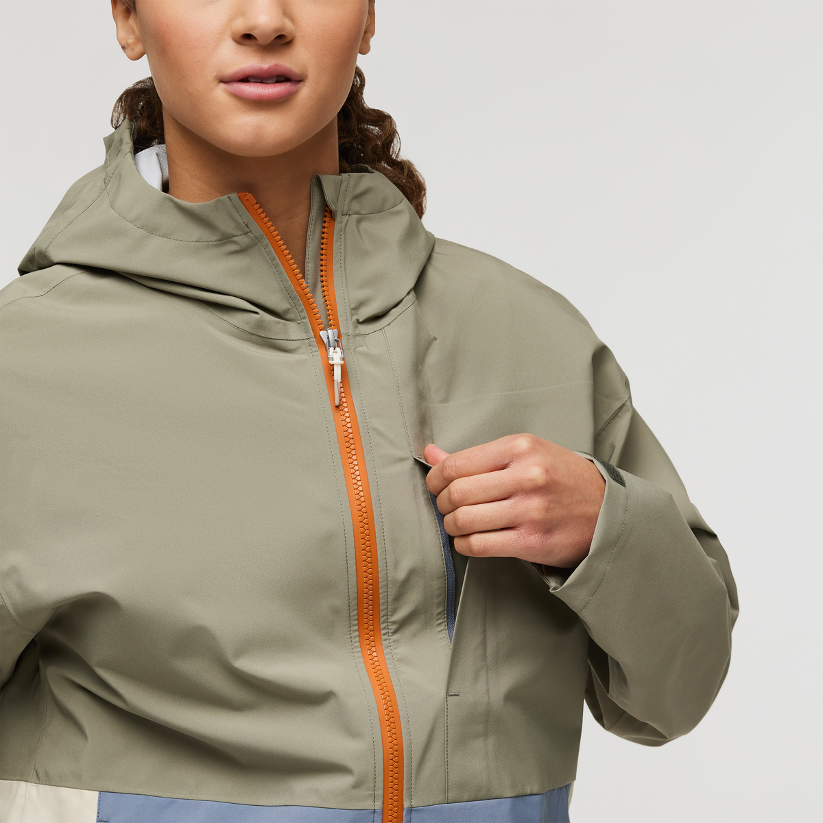 Cotopaxi Women's Cielo Rain Jacket (S22480W225) SAMPLE