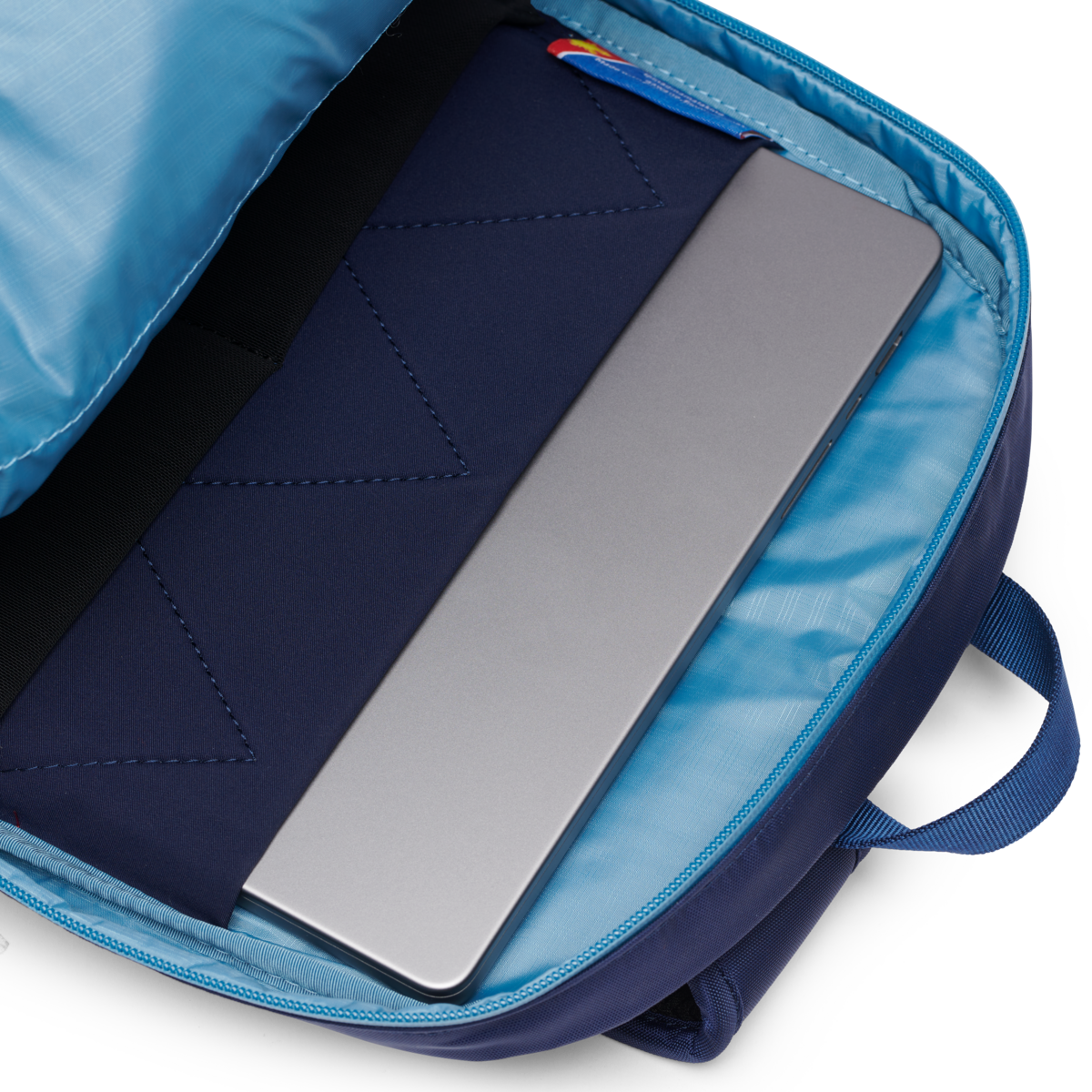 Cotopaxi Vaya 18L Cada SAMPLE