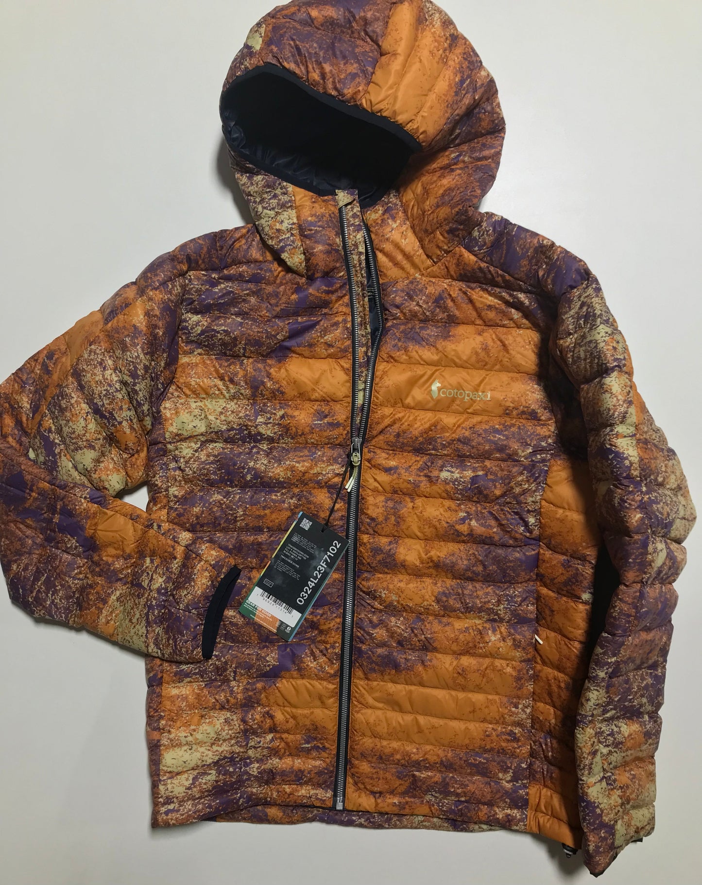 Cotopaxi Men's Fuego Down Hooded Jacket SAMPLE