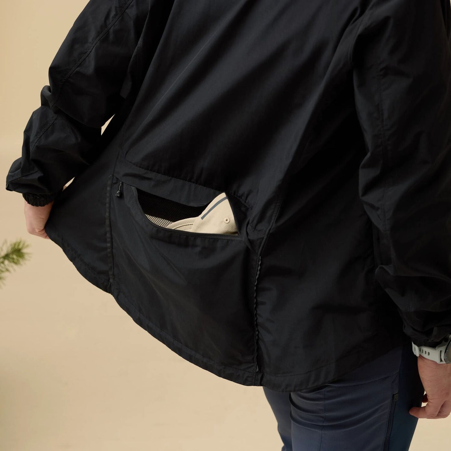 Fjallraven Women's Hoja Rider's Wind Jacket (14500163) SAMPLE