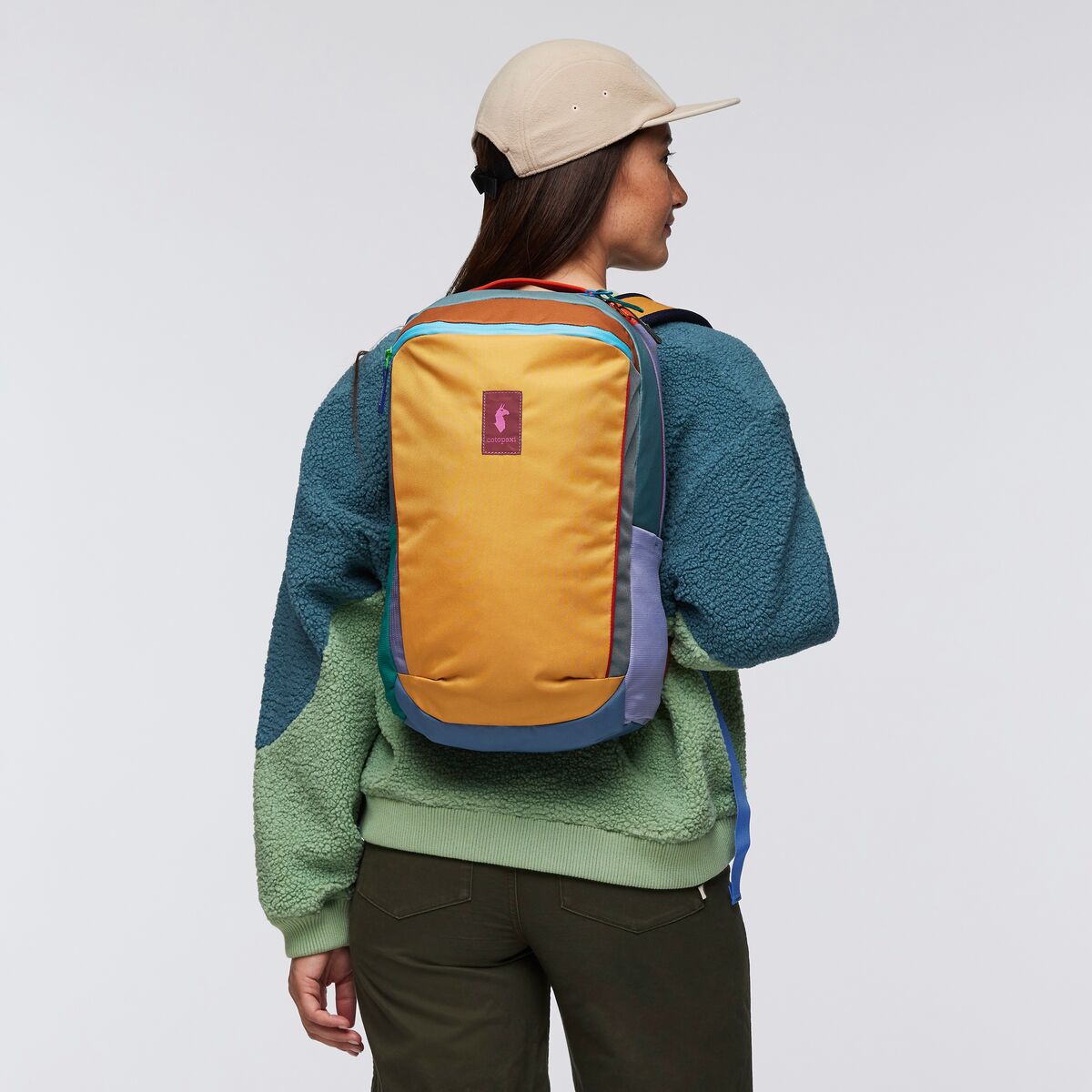 Cotopaxi Allpa 18L Daypack Del Dia SAMPLE