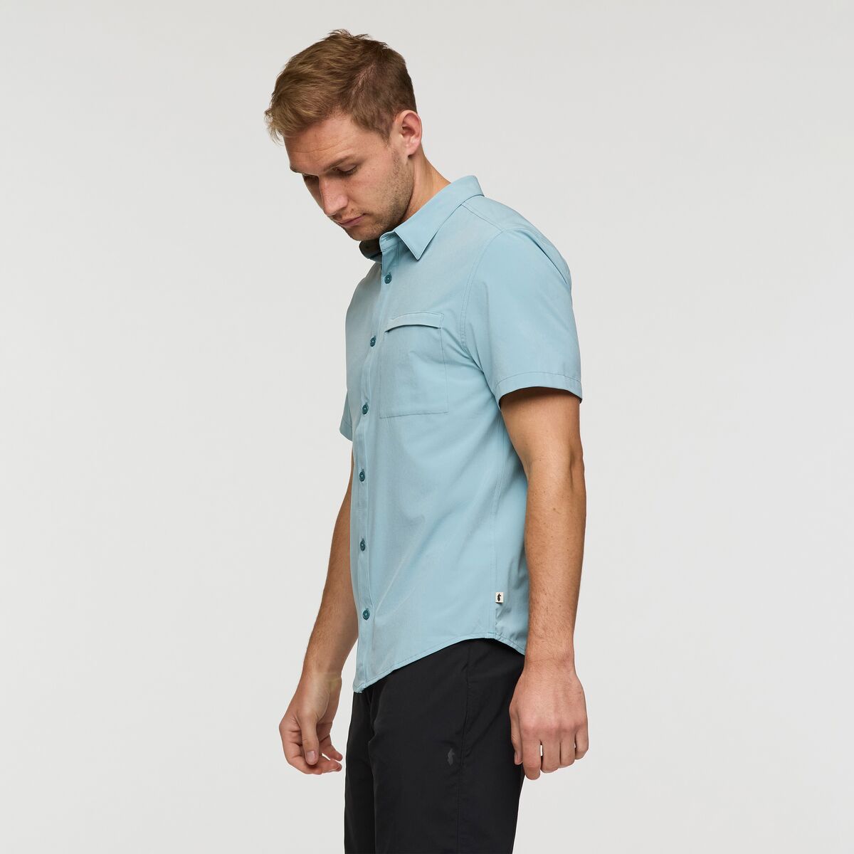 Cotopaxi Men's Cambio Solid Button Up SAMPLE