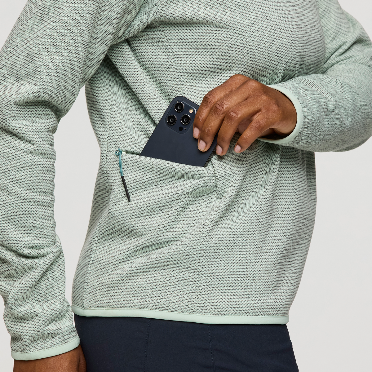 Cotopaxi Women's Envo 1/4 Zip Pullover SAMPLE