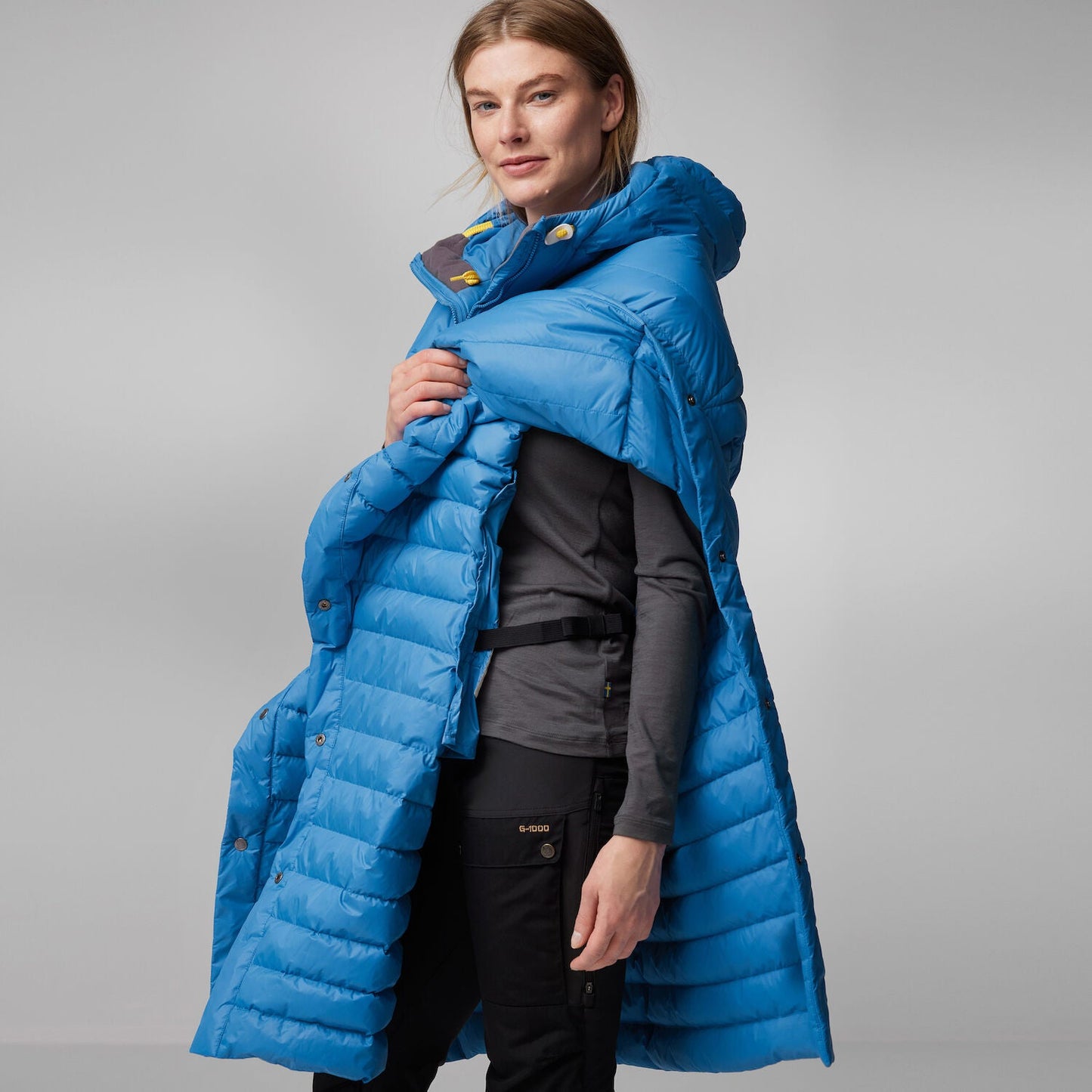 Fjallraven Women's Expedition Down Poncho (F86477) SAMPLE