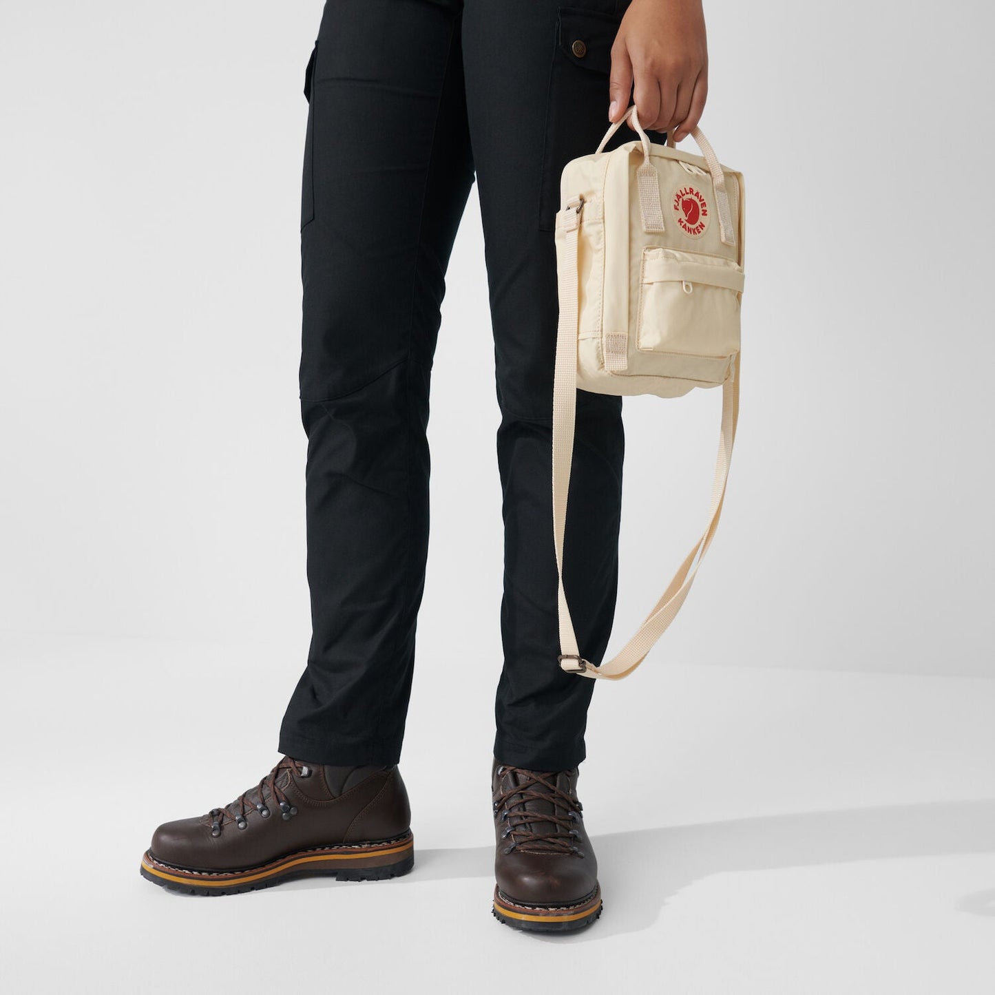 Fjallraven Kanken Sling (23797) SAMPLE