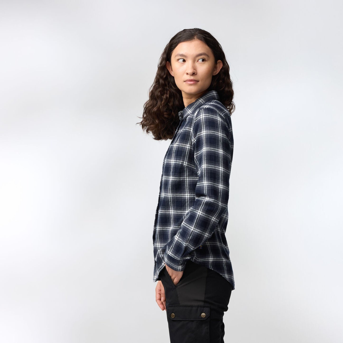 Fjallraven Women's Övik Flannel Shirt (F89833)