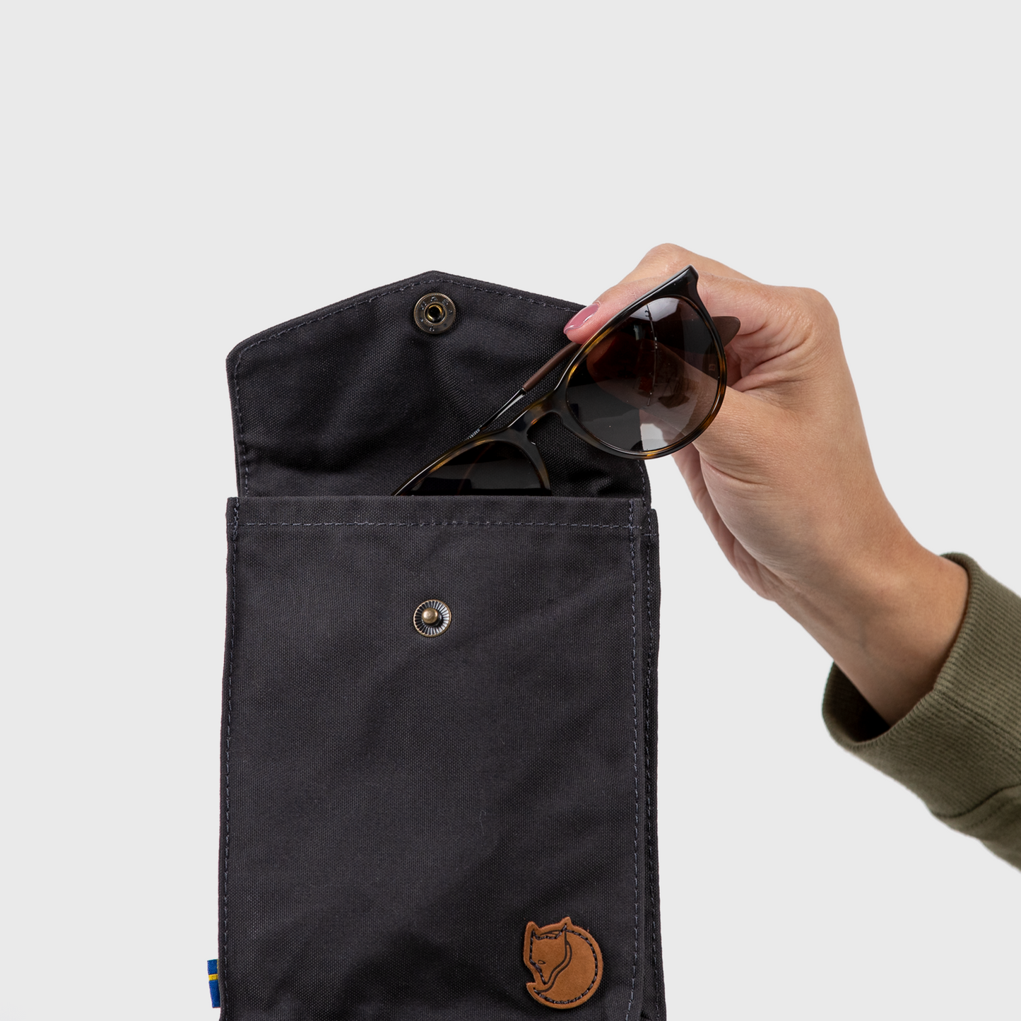 Fjallraven Pocket (F24221) SAMPLE