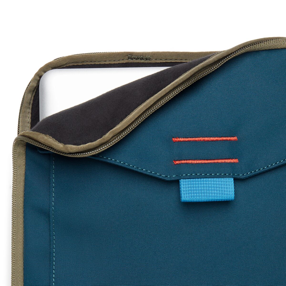 Cotopaxi Laptop Sleeve 16" SAMPLE