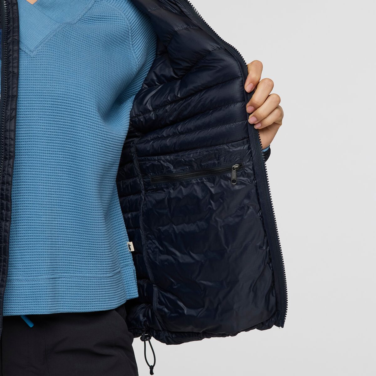 Cotopaxi Women's Fuego Down Hooded Jacket SAMPLE