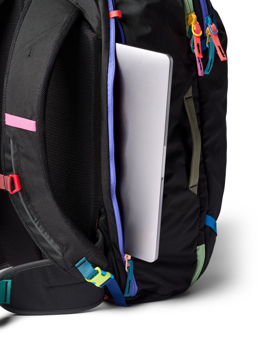 Cotopaxi Allpa 35L Travel Pack Del Dia Dark