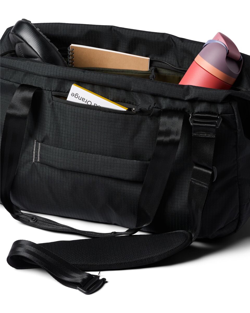 Cotopaxi Viaje 35L Travel Duffel SAMPLE
